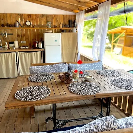 Campsite караваната на стела *